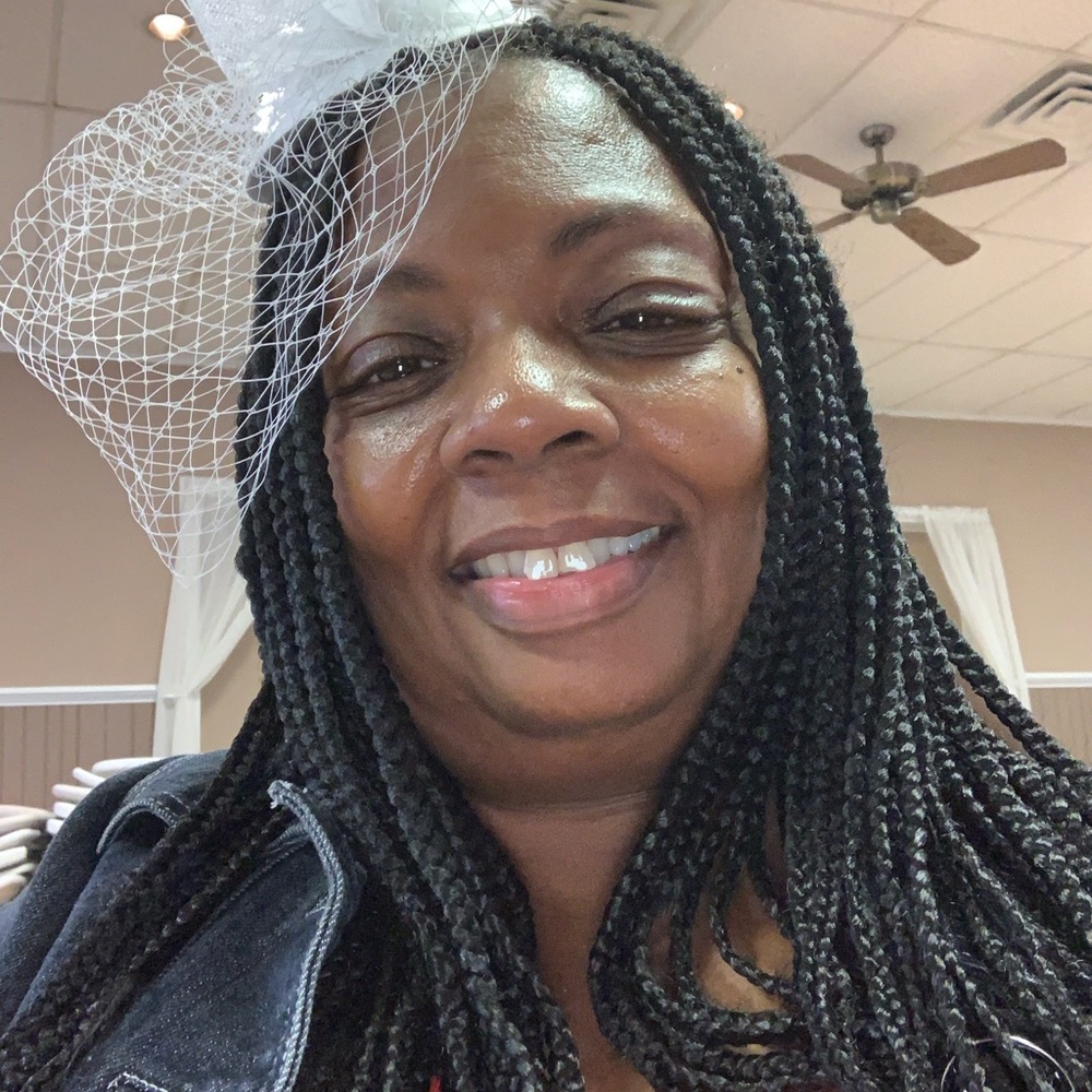 Meet your Posher, Traci